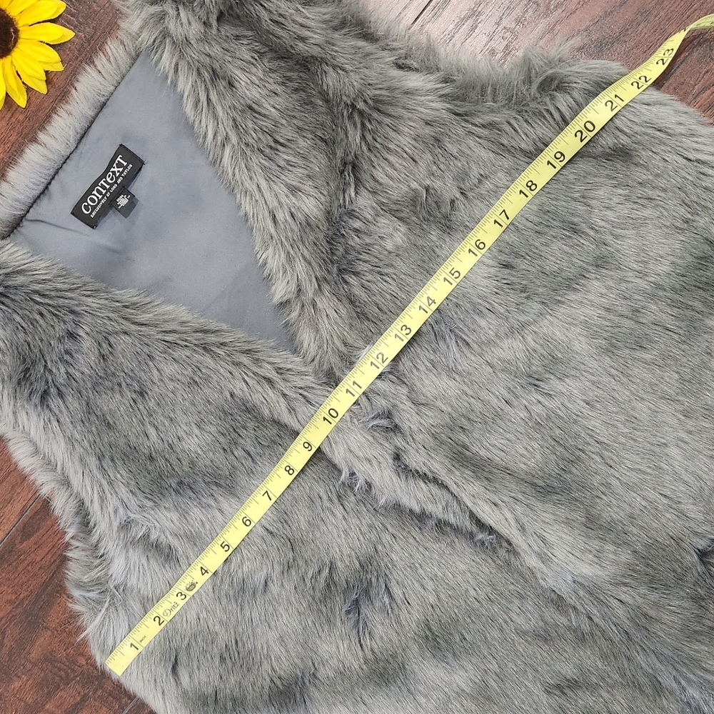 CONTEXT BY LORD AND TAYLOR Faur FUR VEST ♥️ - Picture 7 of 8